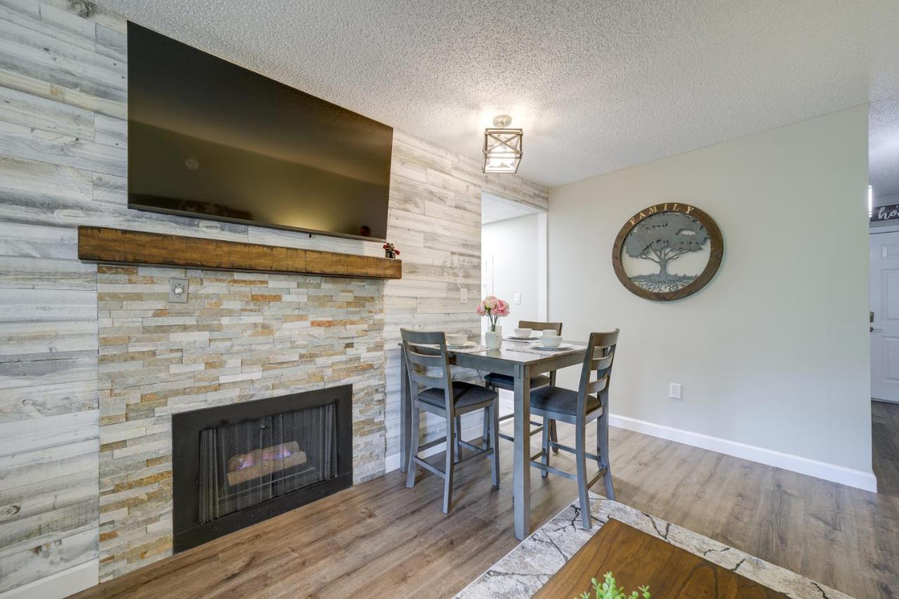 Stylish Gatlinburg Condo With Pool Walk Downtown! Eksteriør billede