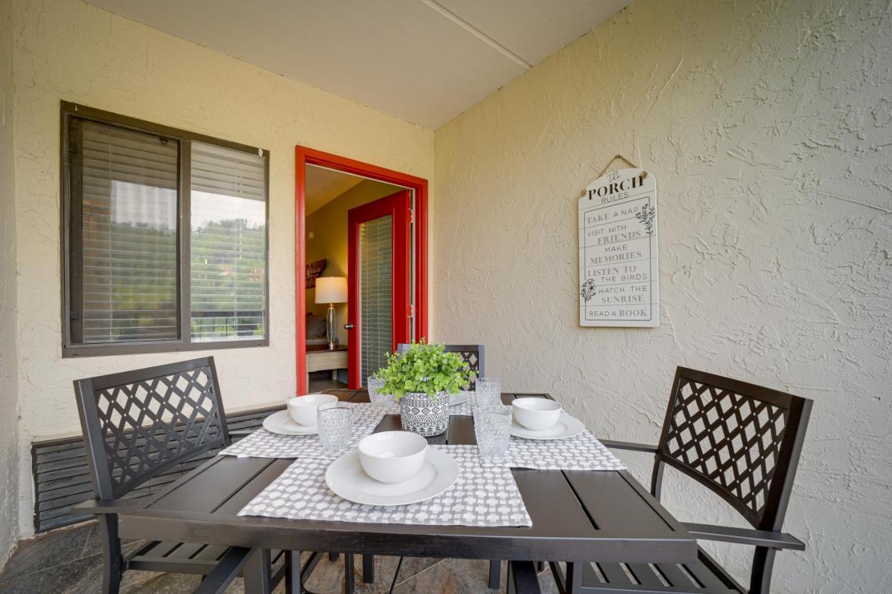 Stylish Gatlinburg Condo With Pool Walk Downtown! Eksteriør billede