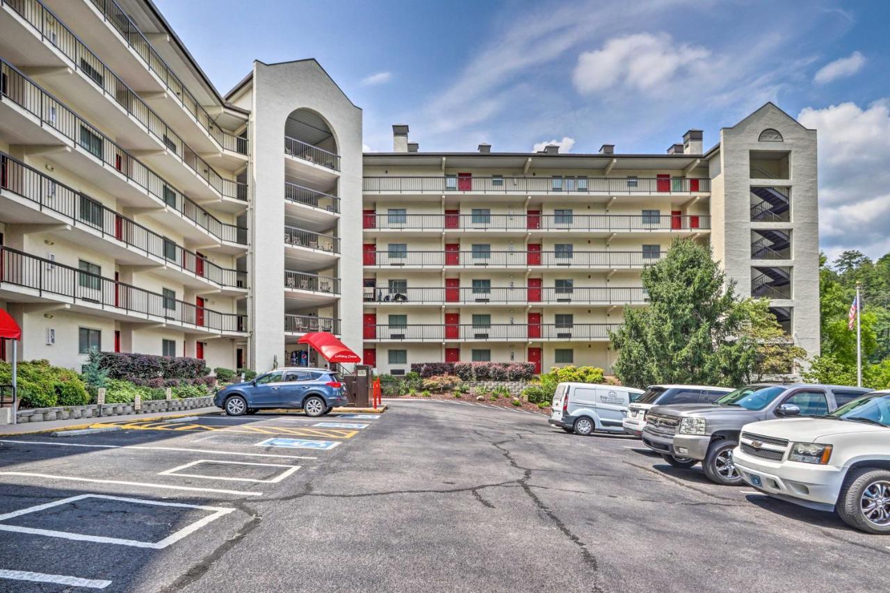 Stylish Gatlinburg Condo With Pool Walk Downtown! Eksteriør billede