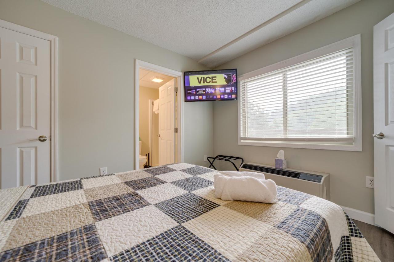 Stylish Gatlinburg Condo With Pool Walk Downtown! Eksteriør billede