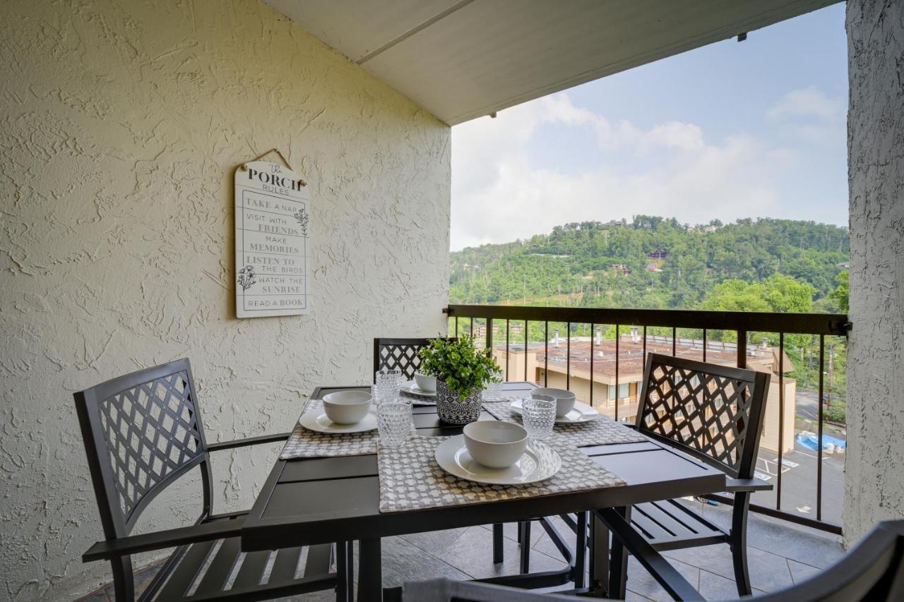 Stylish Gatlinburg Condo With Pool Walk Downtown! Eksteriør billede